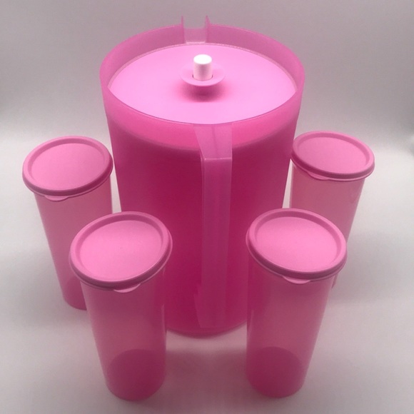 Tupperware Jumbo Jug and 4 Wonder Tumblers Set. - Picture 9 of 16